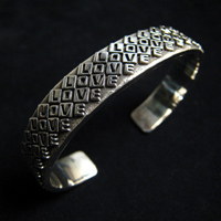 �V���o�[LOVE�o���O��