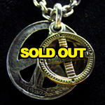 ��18���f�B�X���z�C�[���E�s�[�X�R�C��2�A�y���_���g 