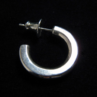 �V���o�[�s�A�X