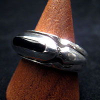 �������C���E�����O