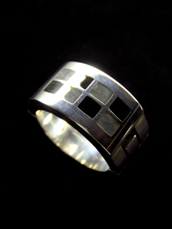 ���������O