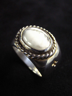 ハウライト・リング