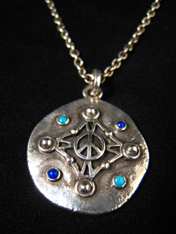 �s�[�X���^���l�b�N���X