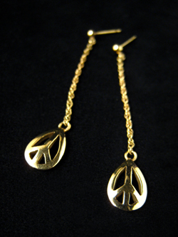 18���e�B�A�h���b�v�s�[�X�}�[�N�s�A�X