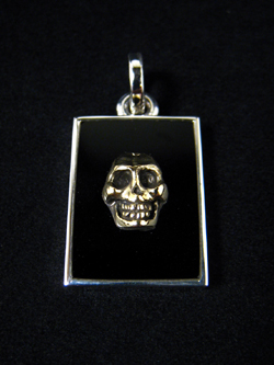 K18�X�J���E�I�j�L�X�y���_���g