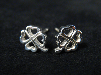 �N���[�o�[�s�A�X