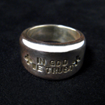 IN GOD WE TRUST �����O