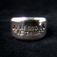 IN GOD WE TRUST �����O