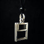 �T���O���X�z���_�[�y���_���g