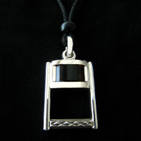 �T���O���X�z���_�[�y���_���g