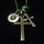 �N���X3�A�l�b�N���X