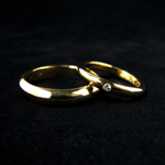 18K�C�G���[�S�[���h�E�����O