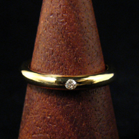 18K�C�G���[�S�[���h�E�����O