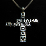 FREEDOM PEACE LOVE �N���X�E�l�b�N���XTypeC 