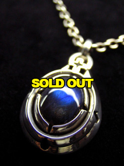 �X�y�N�g�����C�g�E�y���_���g