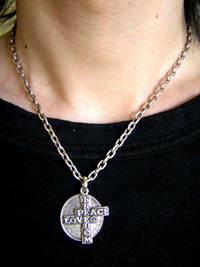 �R�C���E�N���X2�A�y���_���g