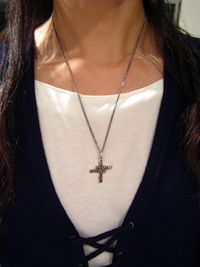 FREEDOM PEACE LOVE �N���X�E�l�b�N���XTypeC