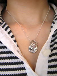 �x�r�[�����O�E�V���o�[���^���E2�A�l�b�N���X