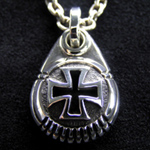 �A�C�A���N���X�E�y���_���g