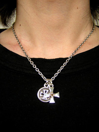 2�A�N���X�E�y���_���g�iK18�N���X�t�j