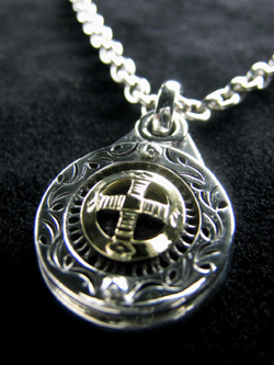 ���f�B�X���E�z�C�[���E�y���_���g