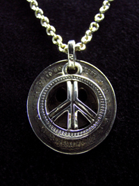 �X�}�C���R�C���E�s�[�X�}�[�N2�A�y���_���g