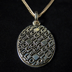 ONE LOVE �l�b�N���X�i�I�[�o���j