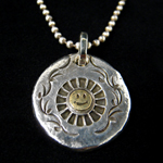 SMILE SUN ���^���l�b�N���X