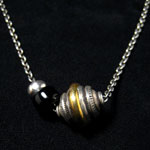 3�r�[�Y�l�b�N���X