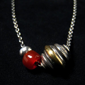 3�r�[�Y�l�b�N���X