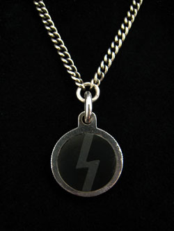 Lightning �l�b�N���X