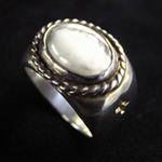 �n�E���C�g�E�����O 