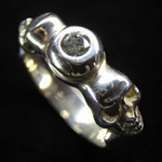 �X�J���E�X�g�[���E�����O(�z���C�g�T�t�@�C�A)