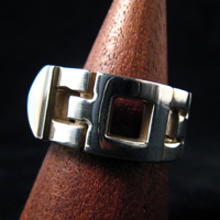 �X�N�G�A�E�X�g�[���E�����O�i�����L�j