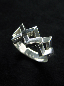 �g���j�e�B�[�����O