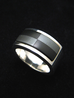 2×2マット・ストーン・リング(オニキス×ヘマタイト)