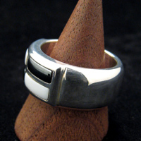 2�~2�X�g�[���E�����O�q�i�w�}�^�C�g�~�����E�T�C�g �j