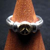 �s�[�X�E�����O