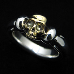 18���X�J���t�������O