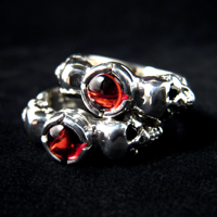 �X�J���E�X�g�[���E�����O�i�K�[�l�b�g�j