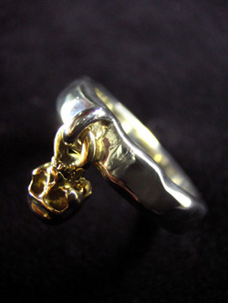 �n���M���O�E�X�J���E�����O TypeA