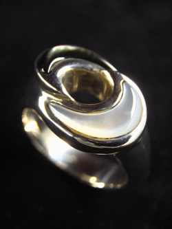 対極リング(黒蝶貝×白蝶貝)